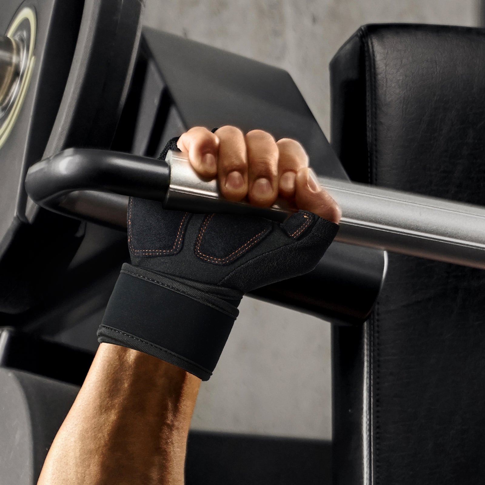 FREETOO® Excellent Grip and Wear-Resistant Weight Lifting Training Gloves